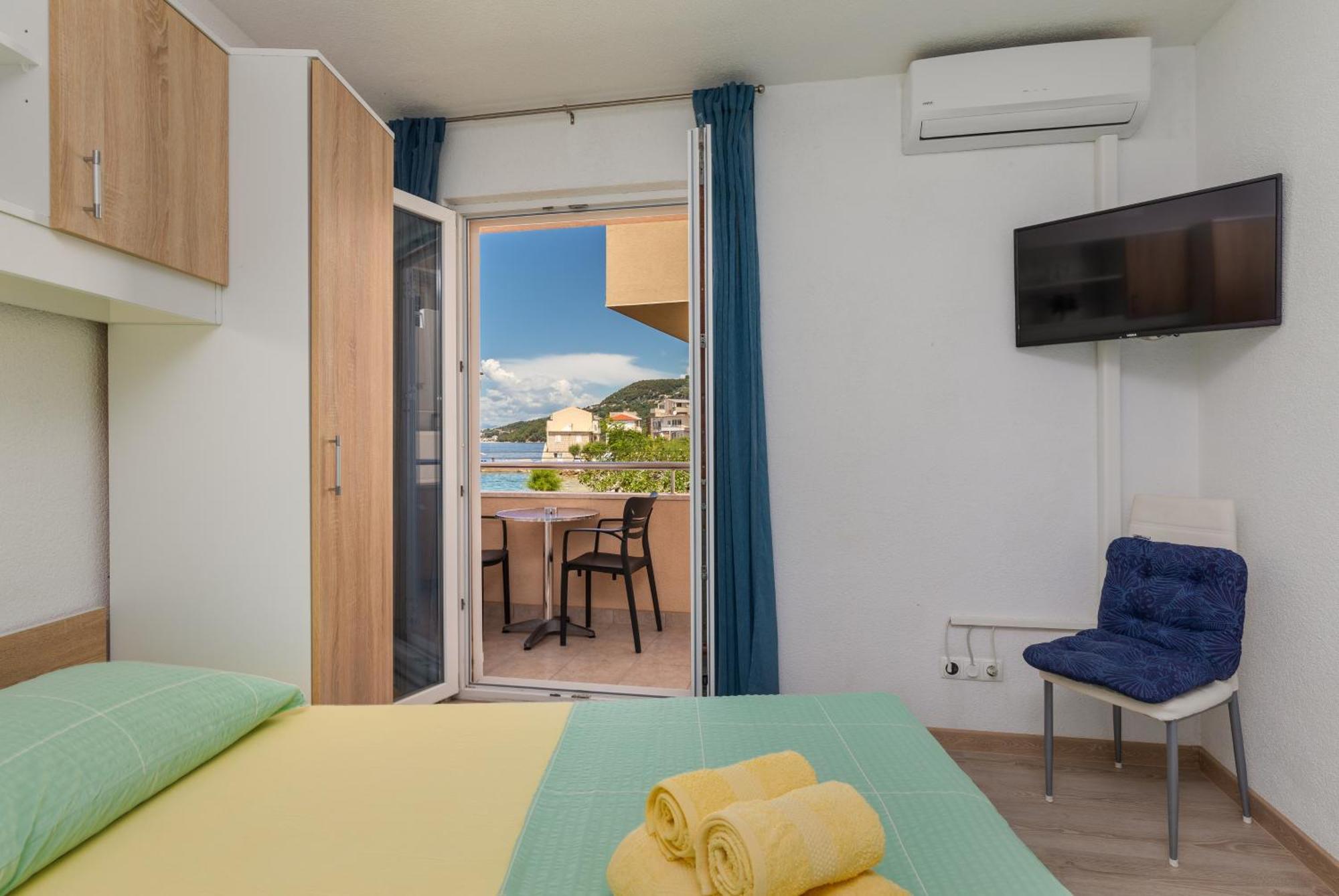 Apartments By The Sea Drasnice, Makarska - 6697 Zimmer foto